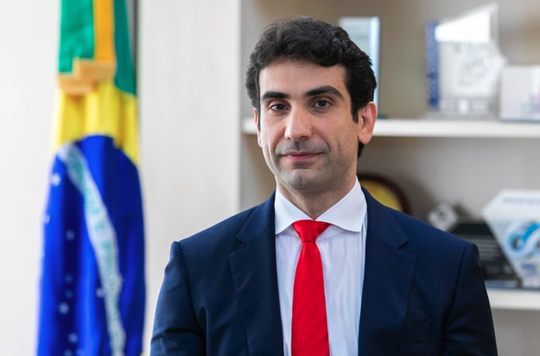 Galípolo anuncia novo modelo de financiamento imobiliário e destaca que processo será demorado