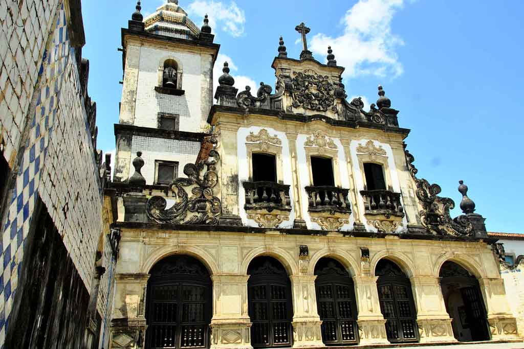 Guias de turismo no Nordeste recebem capacitação para novo roteiro religioso