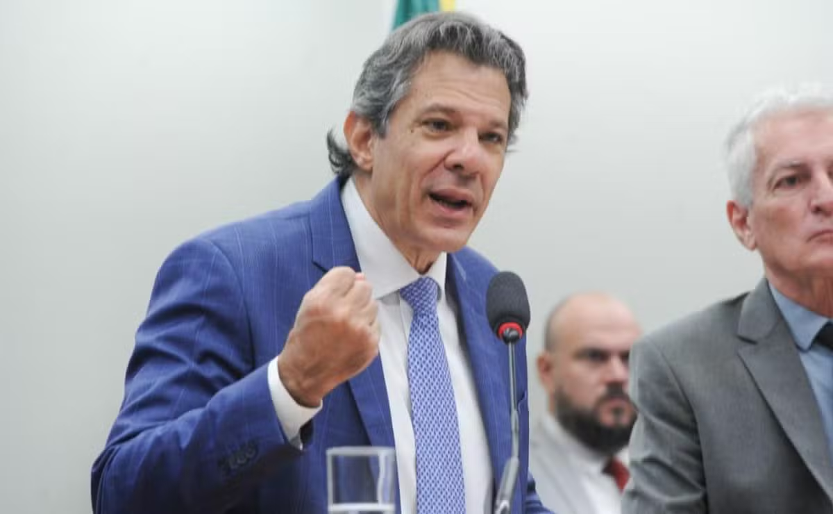 Haddad avalia a possibilidade de tarifaço dos EUA ser mantido em agosto