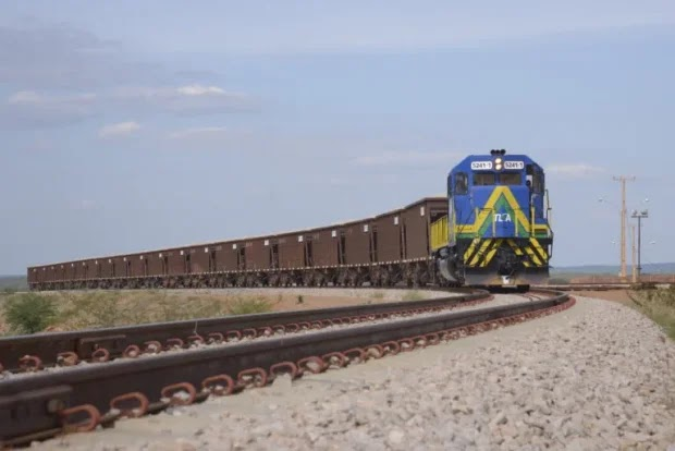 Sudene e UFPE analisam a reativação do trem Recife-Caruaru e a criação de novo ramal de cargas