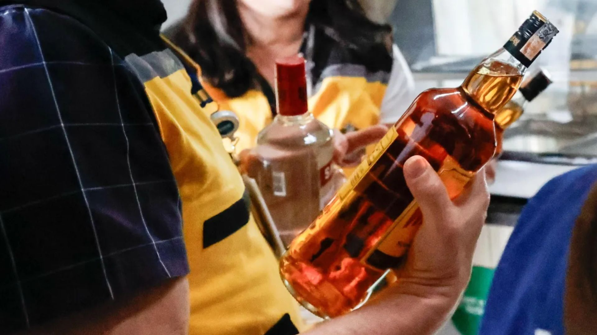 Assembleia Legislativa no Nordeste avança em iniciativas para proibir metanol em bebidas alcoólicas