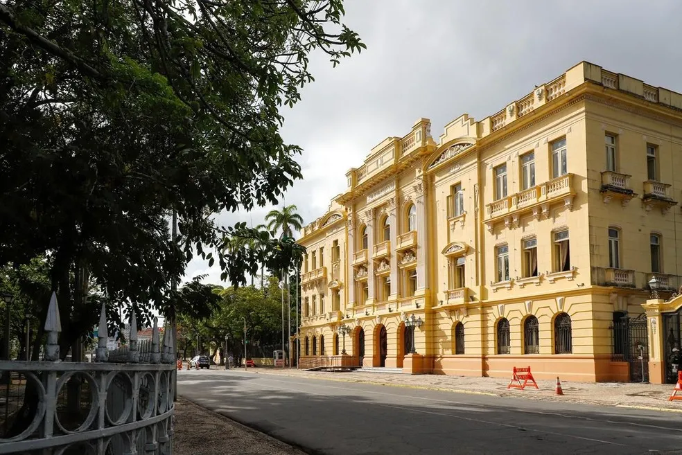 Alepe aprova 30% de cotas raciais em seleções estaduais após suspensão de inscrições no concurso unificado