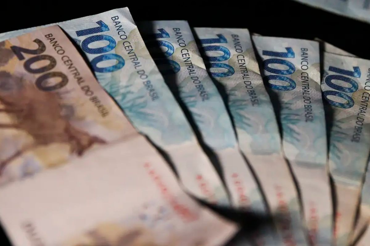 Injeção de R$ 3,72 bilhões na economia no Nordeste com pagamento do 13° salário