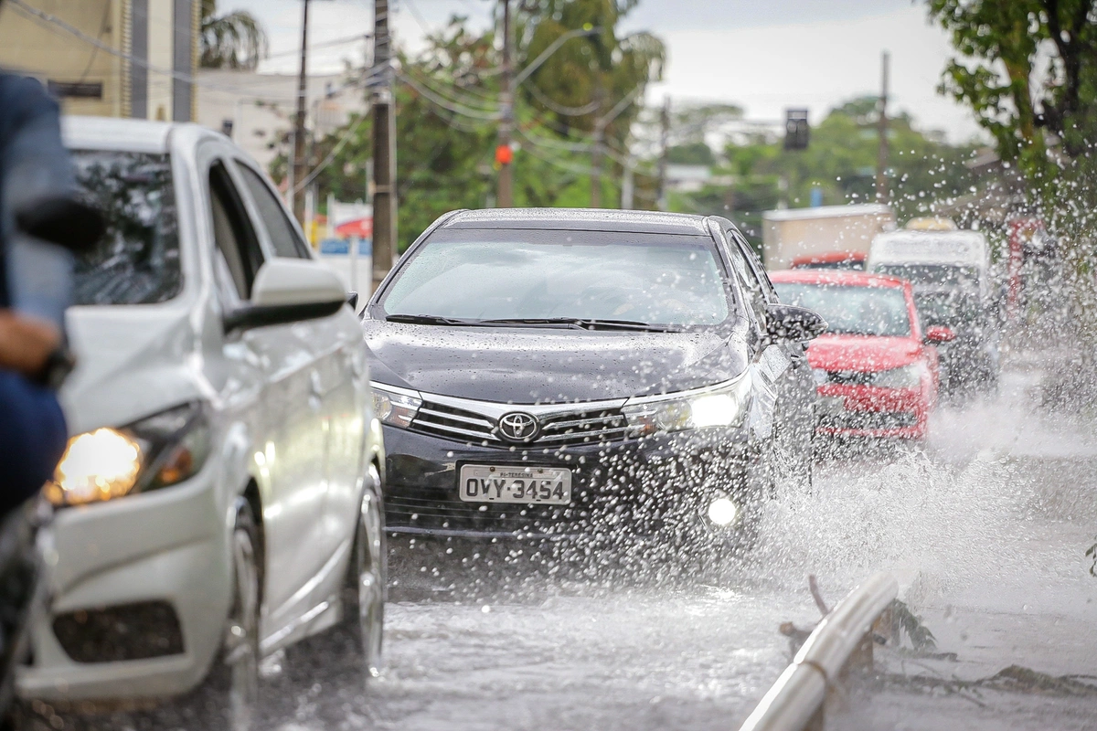 Estado do NE em alerta para chuvas fortes e tempestades; confira as cidades afetadas