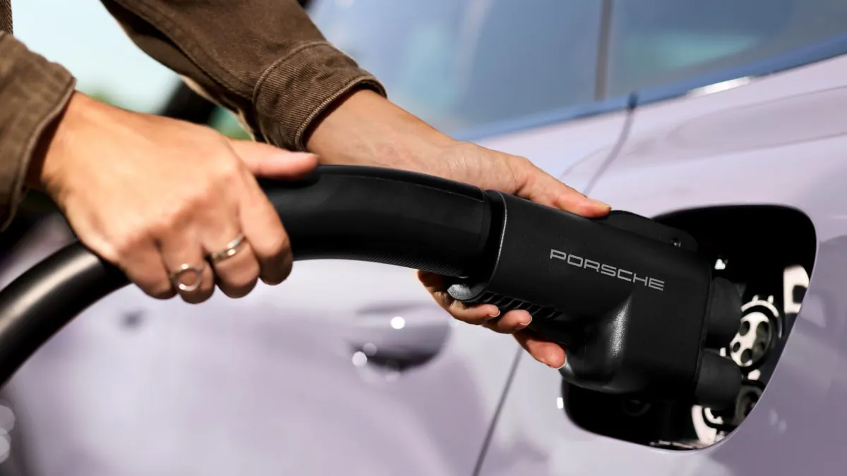 Porsche destina R$ 70 milhões para expandir rede de carregadores ultrarrápidos no Brasil