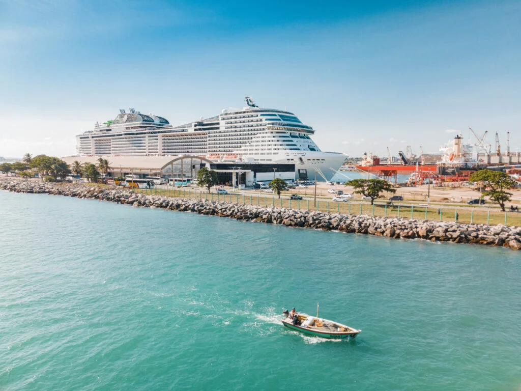 Turismo gera R$ 2,8 bilhões e fortalece a economia do mar no Nordeste