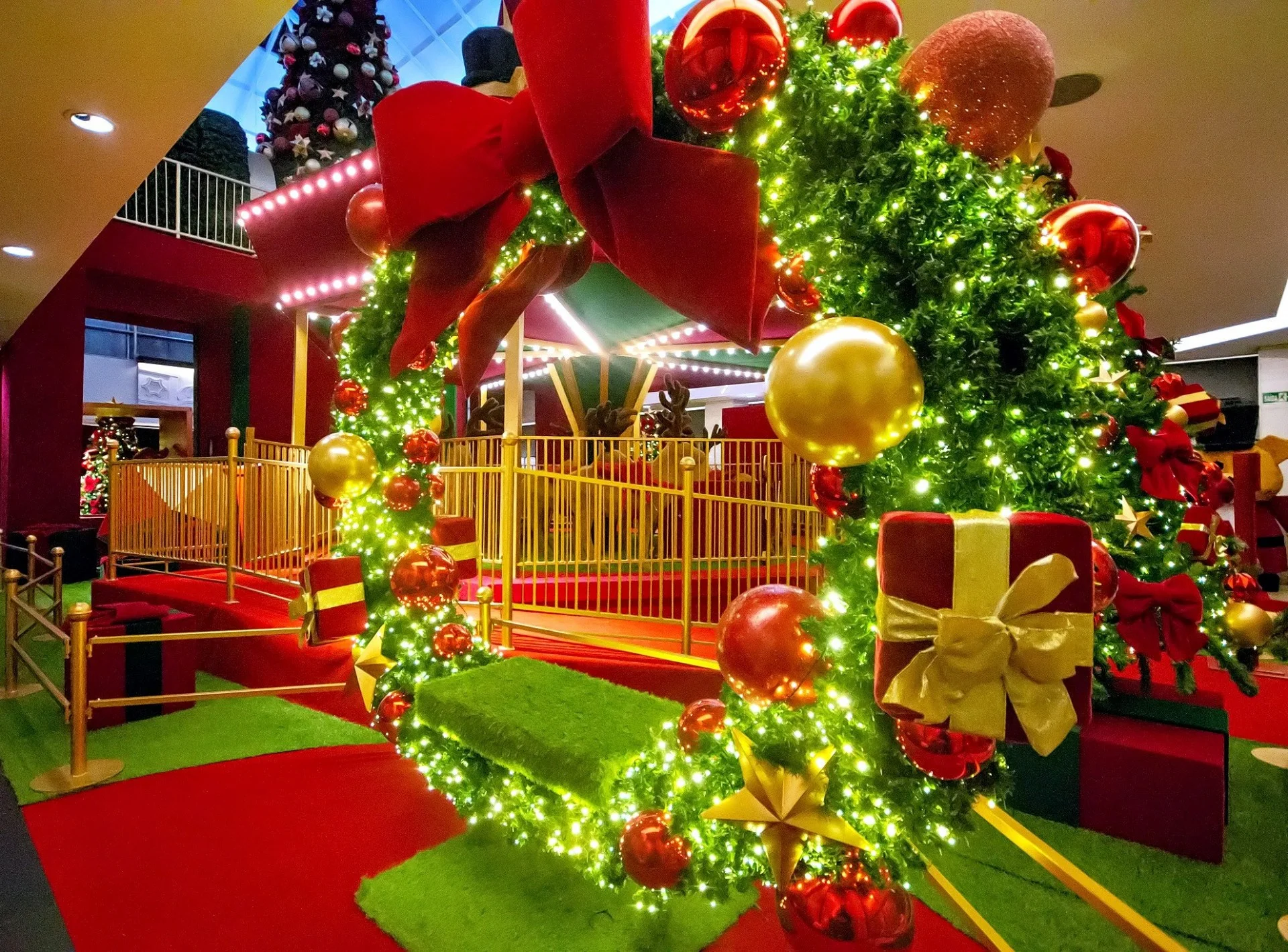 Shoppings no Nordeste promovem grandes investimentos e atraem milhares de visitantes no Natal 2025