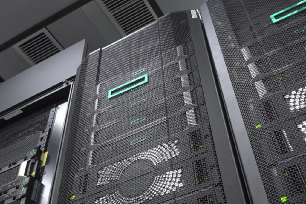 Brasil dá início à era do supercomputador Jaci, revolucionando a previsão climática e a pesquisa científica