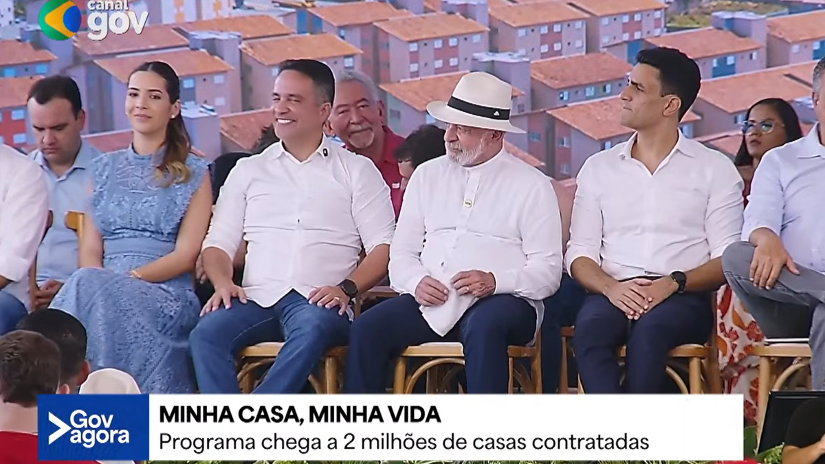 Lula inaugura moradias do programa Minha Casa, Minha Vida e entrega ambulâncias em Maceió