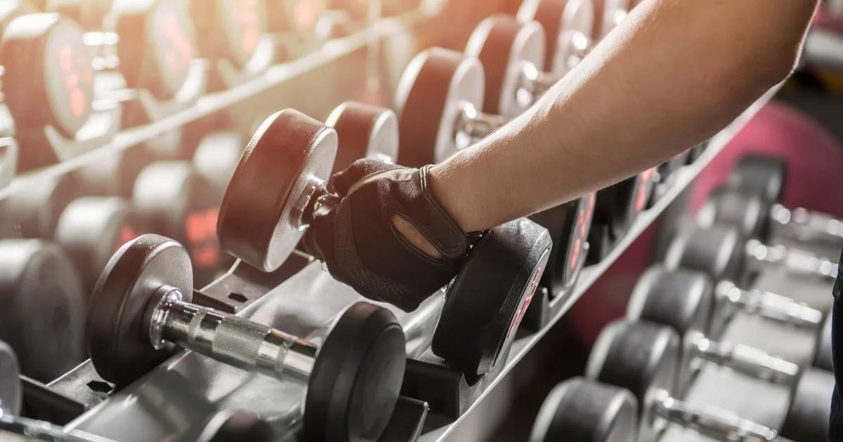 Dispositivo limita acesso a redes sociais até a finalização do treino na academia