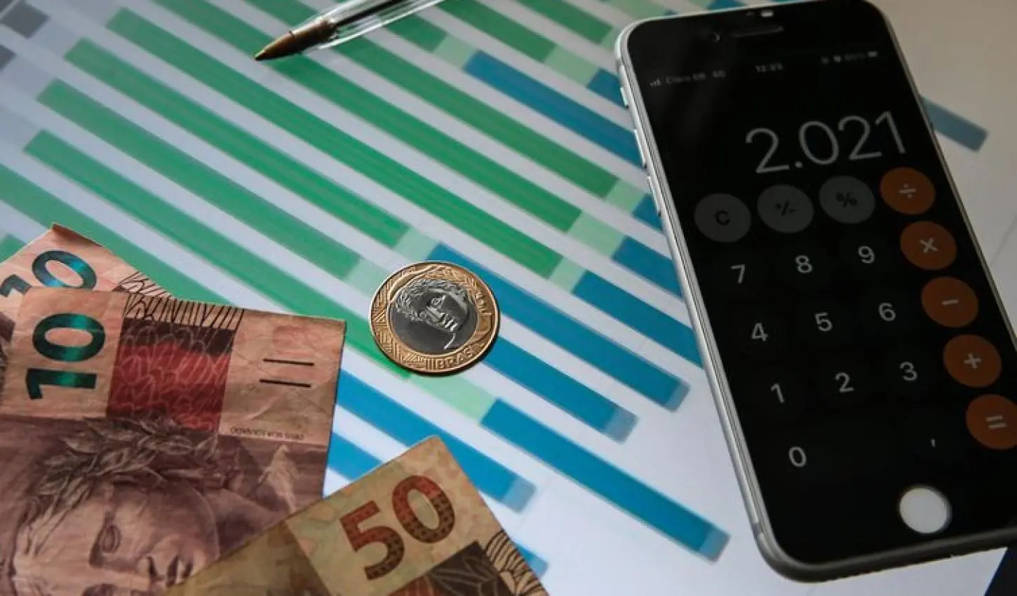 Inflação medida pelo IPCA registra alta de 0,33% em dezembro e encerra 2025 com taxa de 4,26%, segundo IBGE