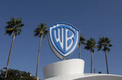 Paramount aumenta proposta e Warner reinicia negociações