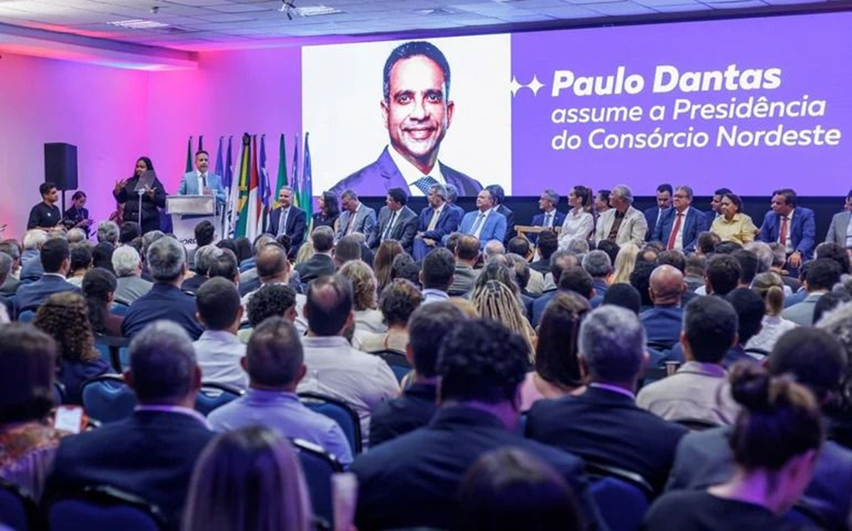 Paulo Dantas é eleito presidente do Consórcio Nordeste e propõe expansão da malha aérea