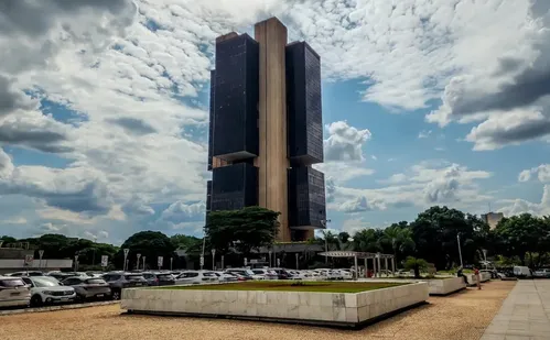 Banco Central reduz Selic em 0,25 ponto e inicia flexibilização monetária