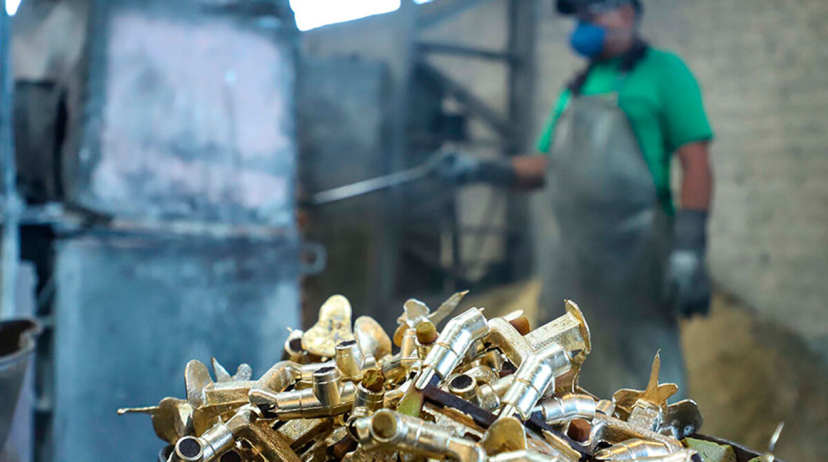 Indústria registra alta de 0,34% nos preços em janeiro impulsionada pelo setor metalúrgico