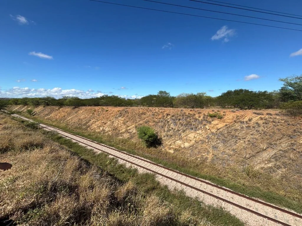 Proposta de R$ 312,8 milhões da empresa ACA para construção da Transnordestina em Pernambuco