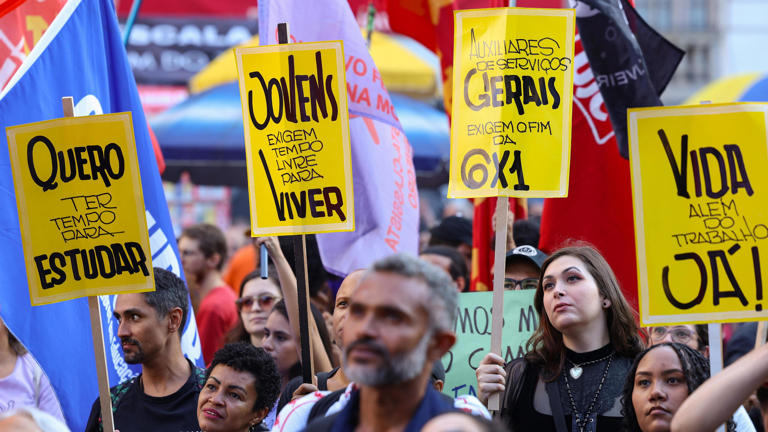 Entenda por que o crédito se tornou uma obsessão entre os brasileiros