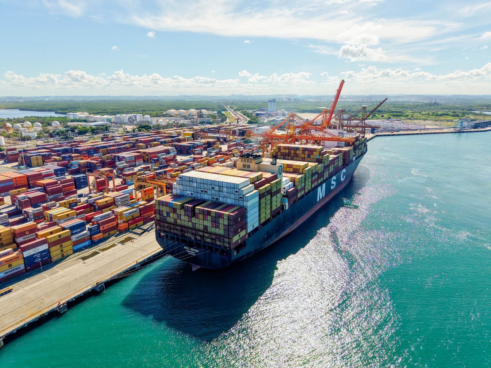 Suape registra crescimento de 29% no primeiro trimestre, mesmo diante da crise no Golfo Pérsico