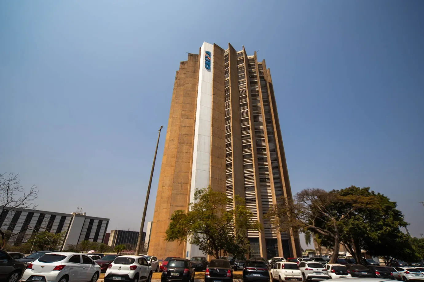 Bancos projetam crescimento de até 15% no crédito imobiliário, alcançando recorde em 2026